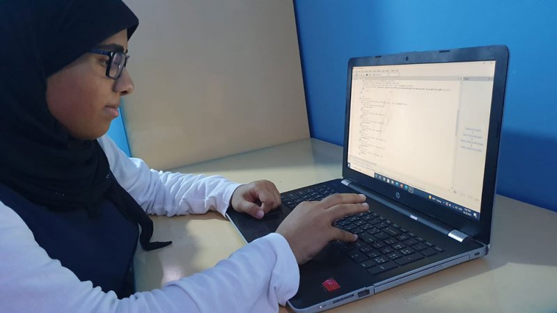 طالبة ثانوي تحصد المركز الأول بمسابقة "يوتيوب ماسترز" 