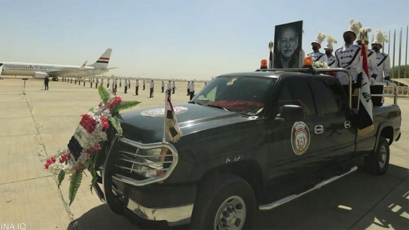 بتشييع رسمي.. العراق يودّع مظفر النواب