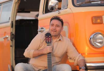 مجد القاسم ينتهي من تصوير ديو “لحظة” مع ريهام فايق