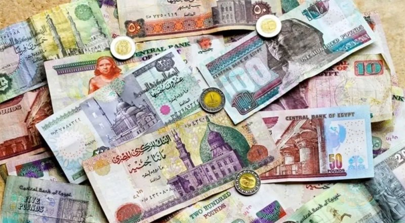 سعر الدولار في مصر يتجاهل رفع الفائدة.. والذهب يعاود الصعود