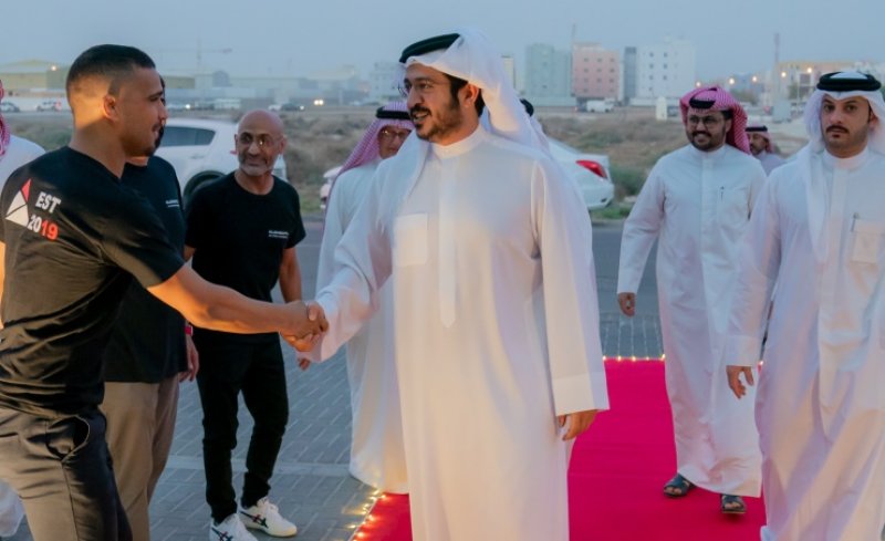سمو الشيخ خالد بن حمد يفتتح صالة ايلمنتس الرياضية