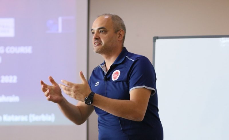 افتتاح دورة دراسات المدربين الدولية بتنظيم من اتحاد السلة