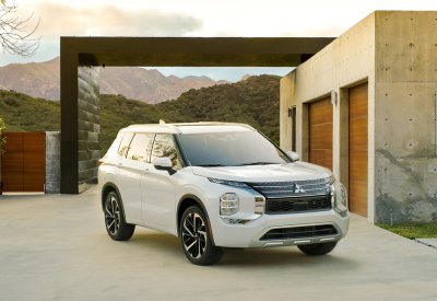  Outlander 2022 الجديدة بالكامل
