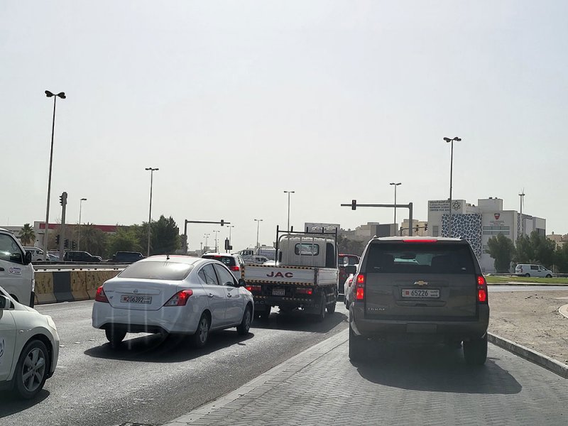 بالصورة: تكرار الاختناق المروري عند منفذ إشارات سلماباد