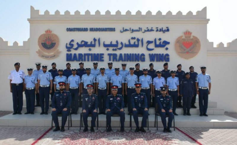 خفر السواحل تفتتح الدورة التأسيسية للأفراد ودورة السباحة