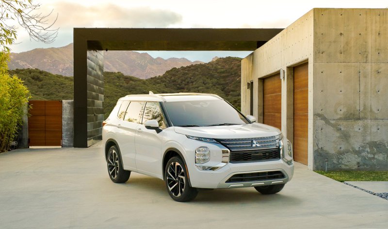  Outlander 2022 الجديدة بالكامل
