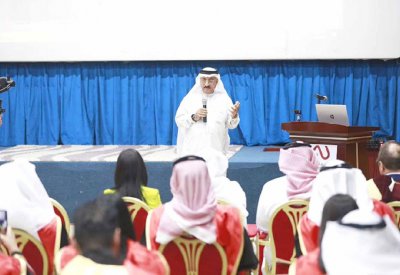 “الأهلية” تحتفي بباحثيها الواعدين من طلبة ماجستير الإعلام