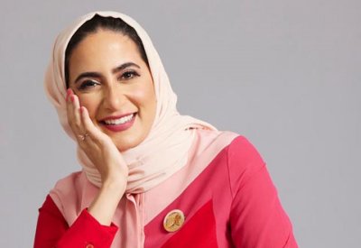 توقيع كتاب "الخط الوردي" في معرض أبوظبي الدولي للكتاب 25 مايو