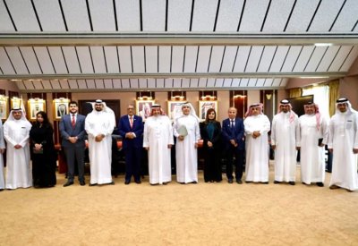 وزير العدل يستقبل رئيس جمعية المحامين البحرينية