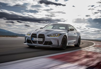 BMW تقدم M4 CSL في نسختها المتطورة
