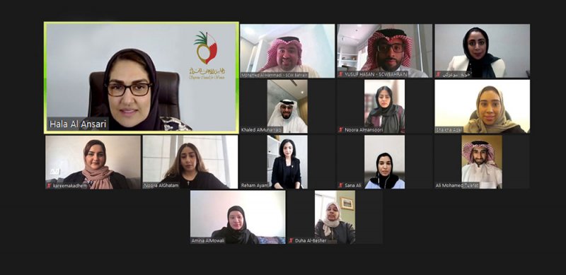 الأنصاري: حريصون على إشراك الشباب في خطط المرأة البحرينية