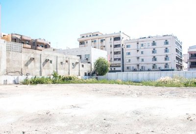 "مزاد": عرض "أرض فضاء" بشارع الحكومة تبدأ بـ 863.9 ألف دينار