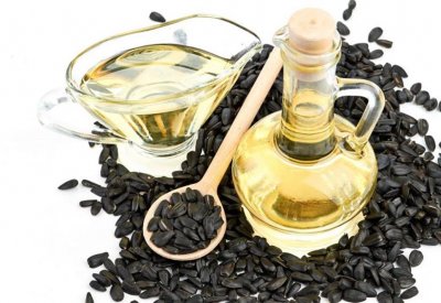 زيت الحبة السوداء للتحكم بنسبة السكر في الدم