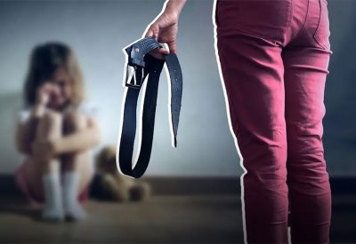 بالصورة: جلد وحرق.. تعذيب وحشي لطفلة على يد والدتها