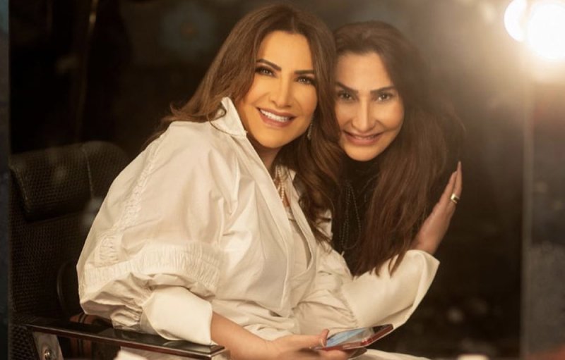 هدى حسين تروج لـ”ست الحسن” على شاهد