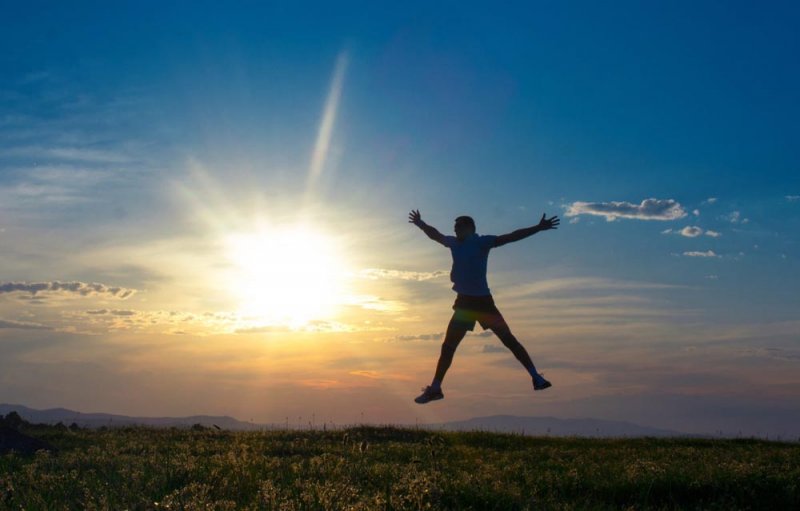 أشعة الشمس تمنح البشر السعادة