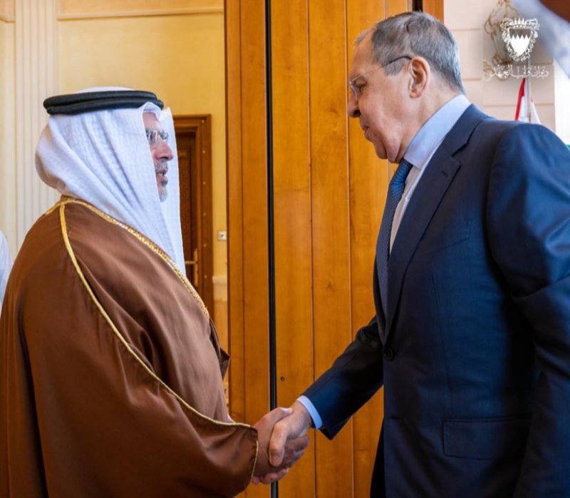 سمو ولي العهد رئيس مجلس الوزراء يستقبل وزير خارجية روسيا الاتحادية