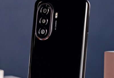 الهاتف الابتدائية من هواوي : nova Y70 في البحرين