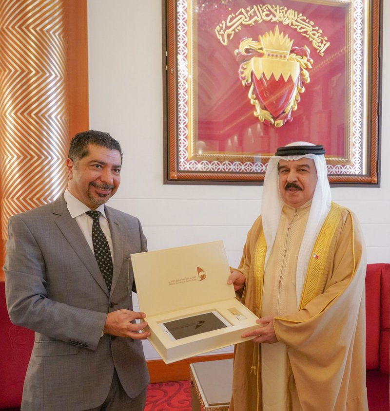 جلالة الملك المعظم يستقبل أعضاء المؤسسة الوطنية لحقوق الإنسان