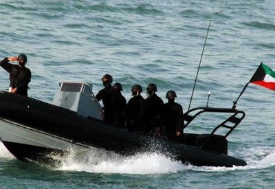 خفر السواحل الكويتي يوقف طراداً إيرانياً.. "كان يسلب مراكب الصيد الكويتية"