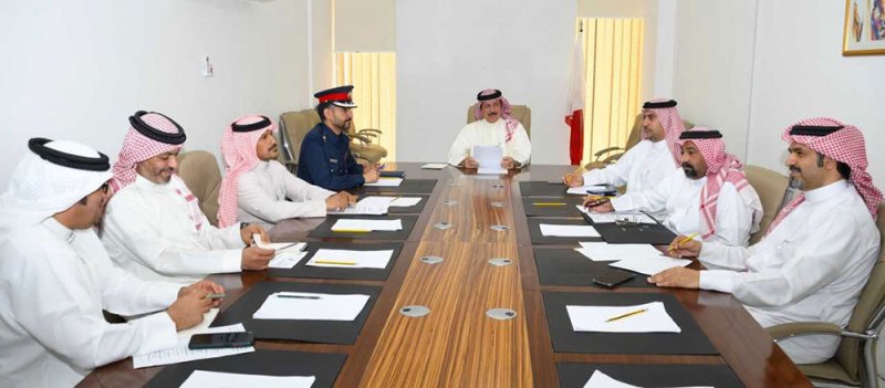 نائب محافظ المحرق يترأس الاجتماع الأول للفريق الميداني للجنة الكوارث بالمحافظة