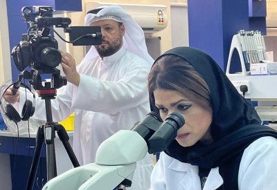 "العلوم الصحية" بجامعة البحرين تقدم تجارب عملية للطلبة عن بُعد
