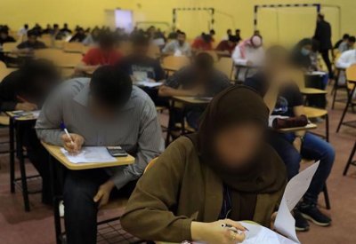 لا إغماء لجامعي أثناء الامتحان.. وجامعة البحرين: حالات الإغماء بسبب السهر والمنبهات وعدم تناول "الريوق"