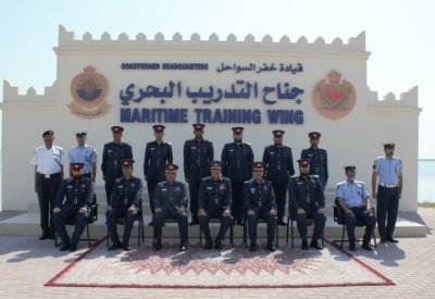 قائد خفر السواحل يفتتح الدورة التأسيسية الخامسة للضباط