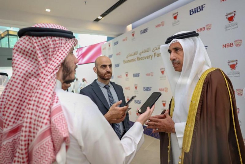 وزير الإسكان لـ"البلاد": هذا مصير برنامج "مزايا"