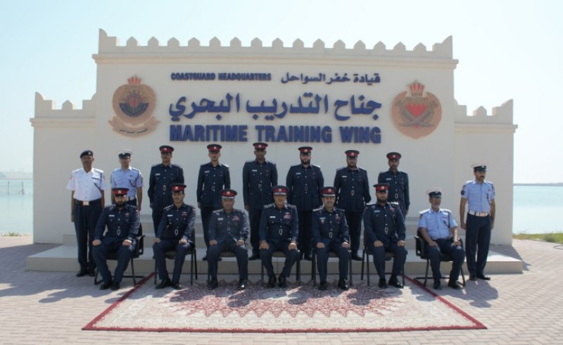 قائد خفر السواحل يفتتح الدورة التأسيسية الخامسة للضباط