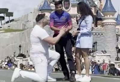اقتحم "لحظة العمر".. فيديو لدخيل يفسد عرض زواج بأغرب طريقة