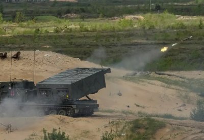 بريطانيا: دعم كييف يجب أن يتغير لأن موسكو عدلت استراتيجيتها
