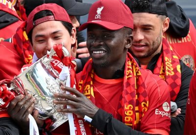 ليفربول يرد على "العرض الأول" لشراء ماني