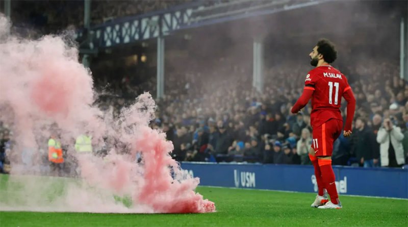 صلاح يصدم ليفربول.. ويتفق مع برشلونة على الانضمام مجانا