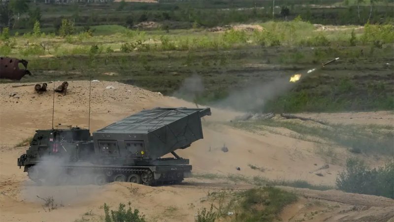 بريطانيا: دعم كييف يجب أن يتغير لأن موسكو عدلت استراتيجيتها