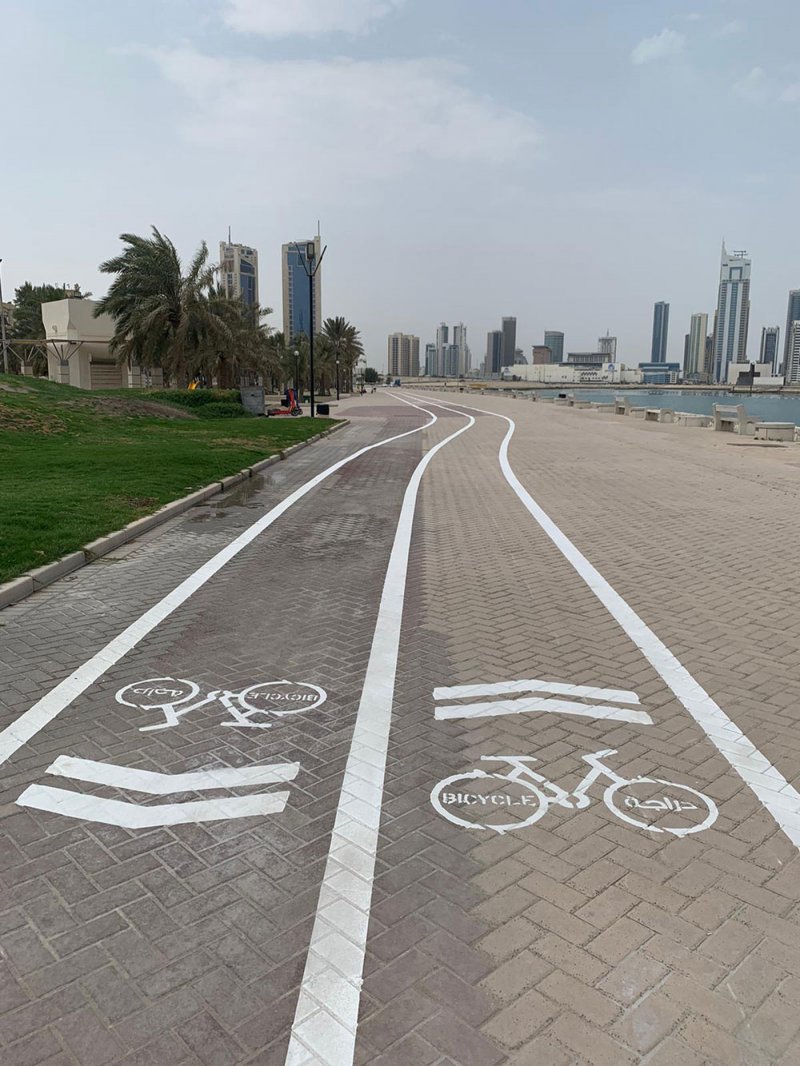 بالصور: أول موقف للدراجات في البحرين..تعرفوا عليه