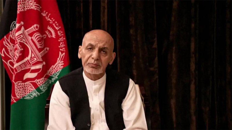 تقرير أميركي يرجح عدم نقل أشرف غني ملايين الدولارات معه عند فراره