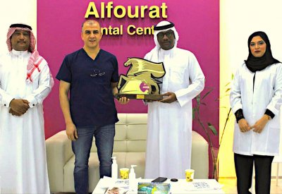 الخالدية الشبابية تكرم عيادة الفرات لطب الأسنان