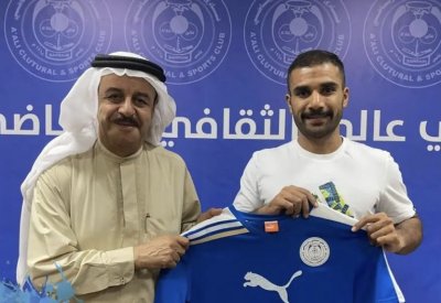 يوسف عبدالغفار يعود لطائرة عالي