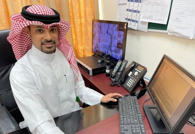 رؤساء الخدمات الإدارية يلعبون دوراً محورياً في تطوير أداء المدارس
