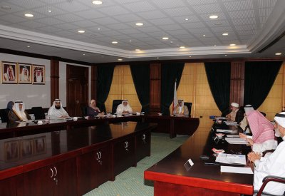 اقرار خطة كلية عبدالله بن خالد للدراسات الإسلامية