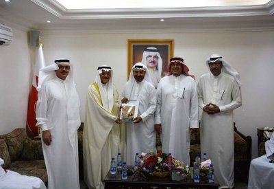 العصفور يدعو للمشاركة في معسكر الشباب وبرنامج التوحديين الصيفي