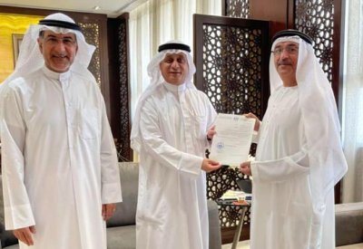تحضيرًا لـ «الشارقة للمسرح الخليجي».. دائرة الثقافة تسلم الكويت دعوة المشاركة
