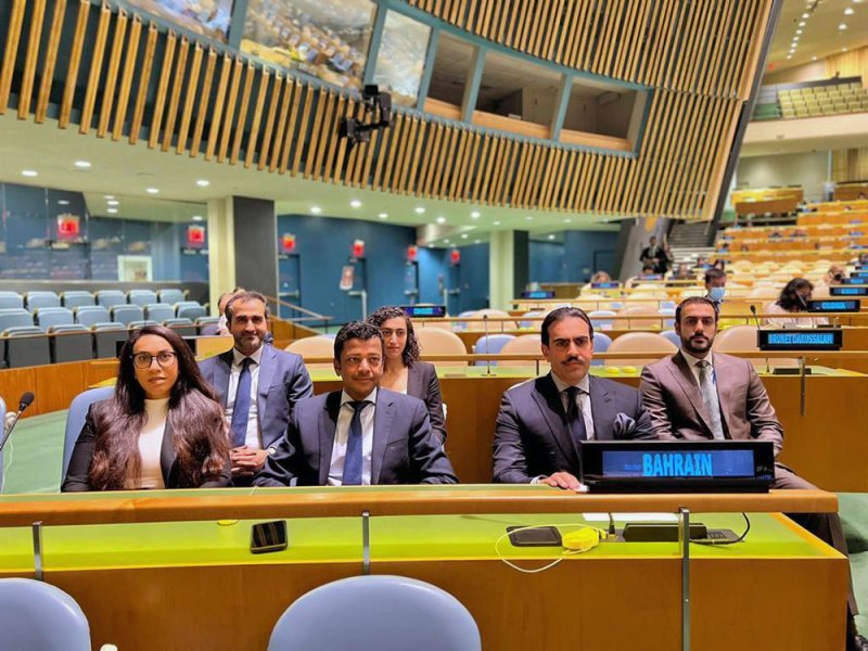 سفير مملكة البحرين لدى الولايات المتحدة الأمريكية يشارك في مناقشة حول "تعميم مراعاة المنظور الشبابي في سياسات منع الجريمة" في الجمعية العامة للأمم المتحدة