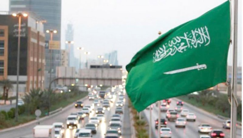 “موديز” تتوقع فائضاً بالميزانية السعودية بنسبة 4.8 %