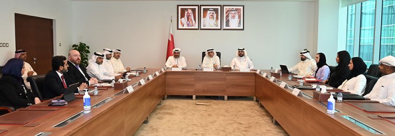 وزير الصناعة يترأس أعمال اجتماع لجنة منظمة التجارة العالمية