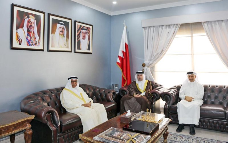 محافظ العاصمة يستقبل رئيس الأوقاف الجعفرية