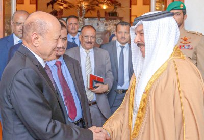 جلالة الملك المعظم يستقبل رئيس مجلس القيادة الرئاسي في الجمهورية اليمنية