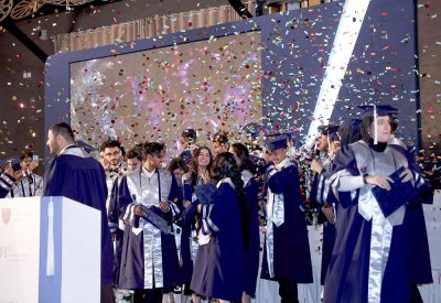 مدرسة برايتس العالمية - البحرين تحتفل بتخريج الفوج الرابع عشر للعام 2022