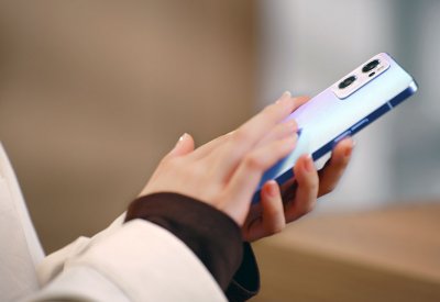 أوبو تمنح سلسلة رينو7 مظهراً جذّاباً